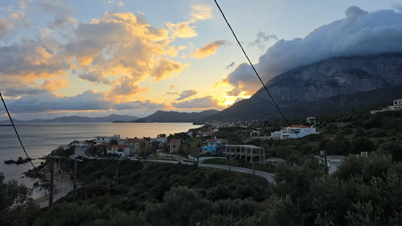 Ηλιοβασίλεμα στον Άγιο Κωνσταντίνο της Σάμου